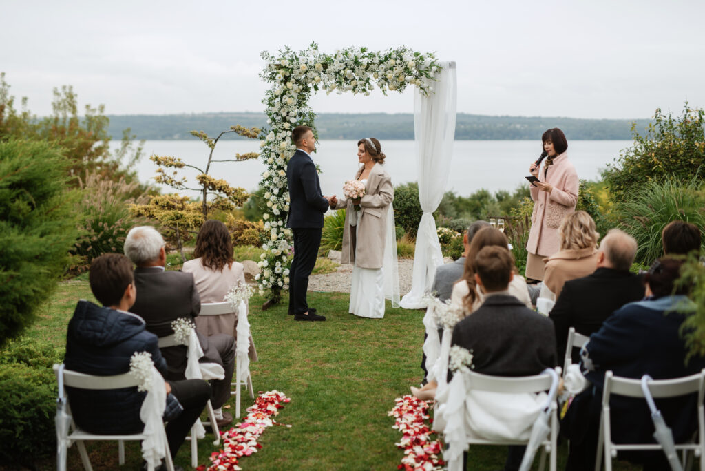 Indoor vs Outdoor Wedding: Choosing the Right Venue