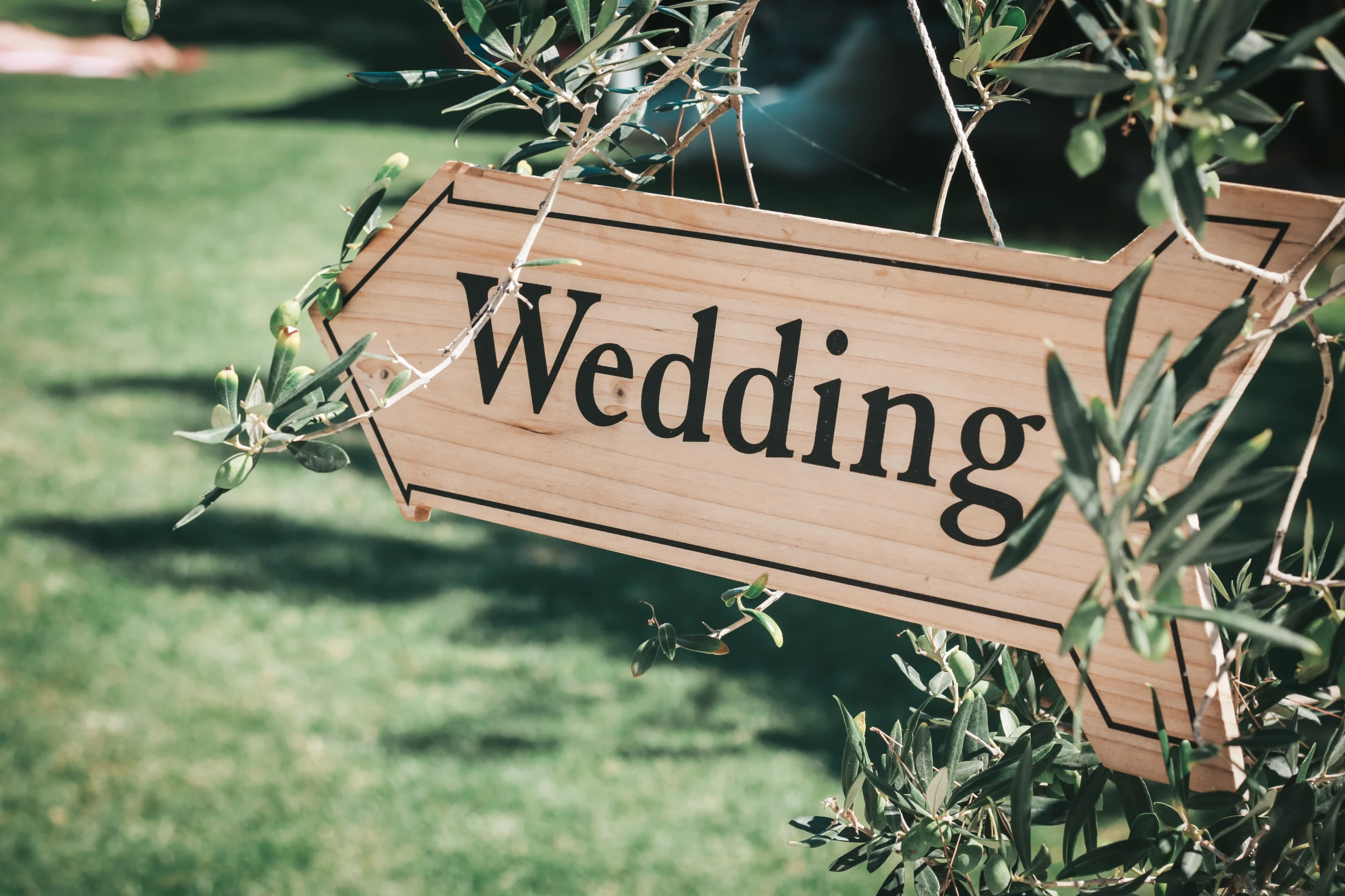 What to Ask Before Booking a Wedding Venue