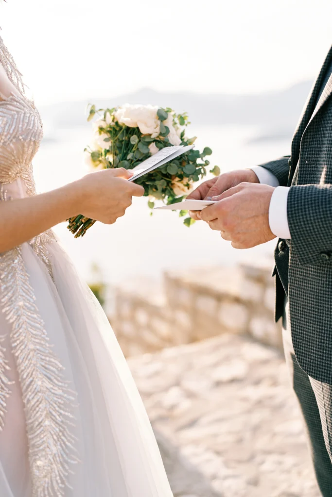 How to Write Your Own Wedding Vows (With Examples!)