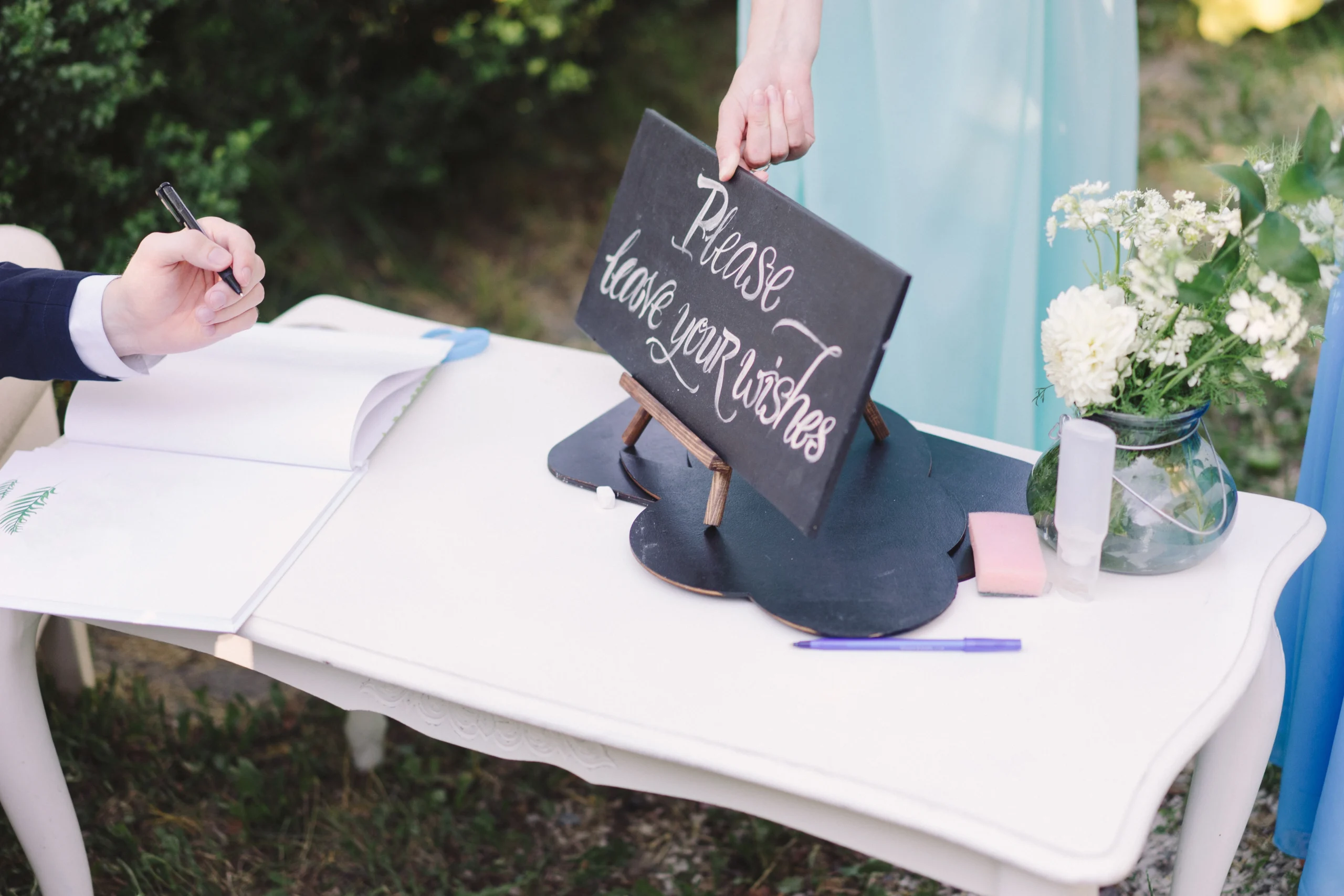 Interactive Wedding Ideas to Elevate Your Reception Timeline