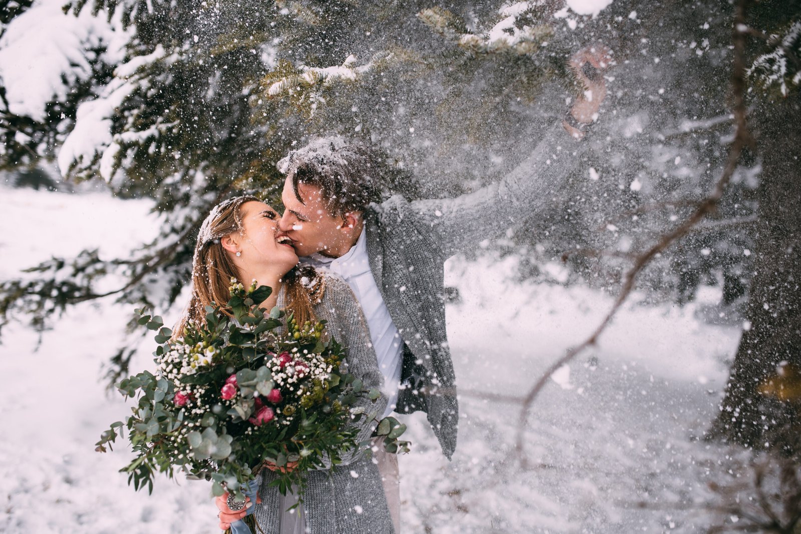 Seasonal Wedding Ideas for Every Season
