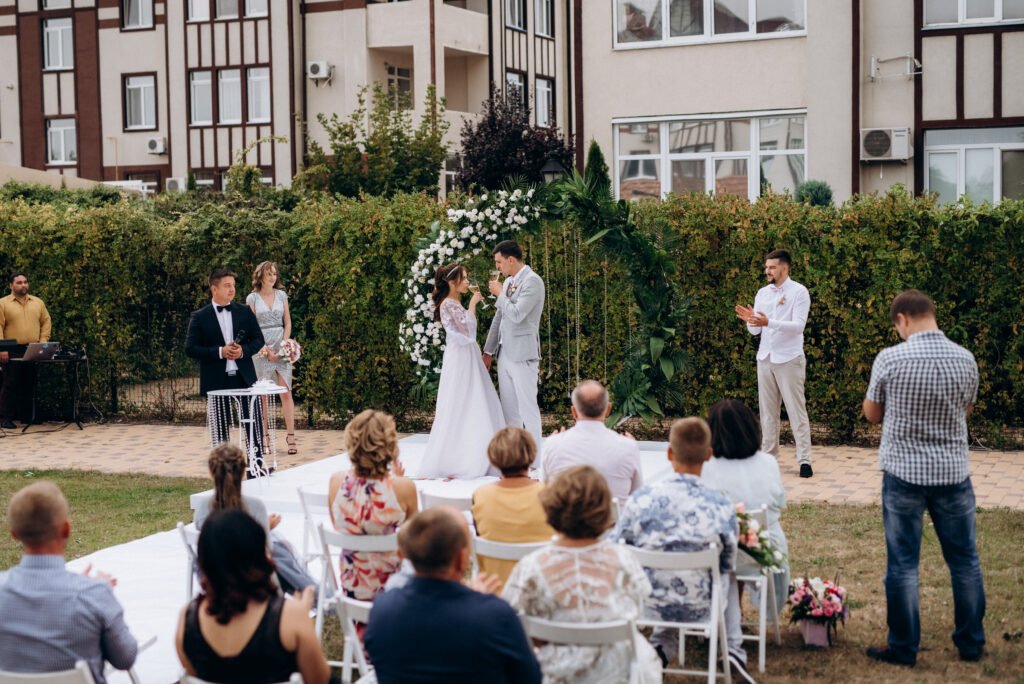 Micro Wedding vs Elopement: Which Is Right for You?