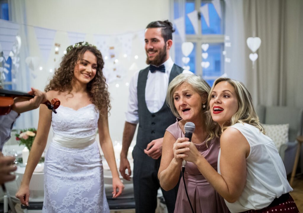 9 Wedding Entertainment Ideas for Interactive Receptions